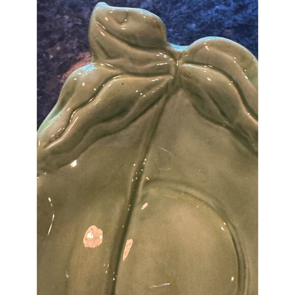 🌱🥕 Vintage Ceramic Veggie Plates – Radish (Treasure Craft) & Pea Pod Dish - Picture 3 of 16